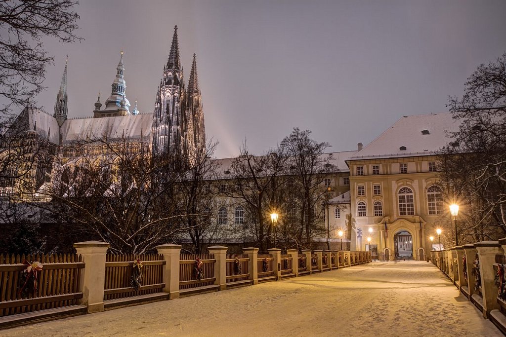 Katedrála svatého Víta, Pražský hrad, noční Praha - IMG-6665.jpg