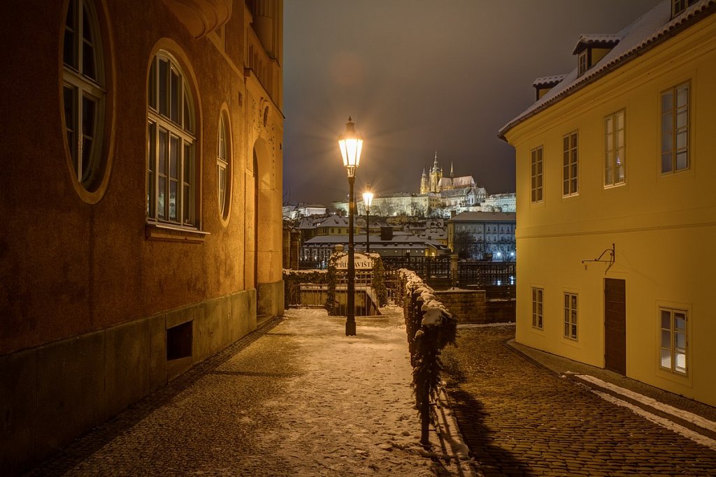 Zimní Pražský hrad, noční Praha - IMG-7058.jpg